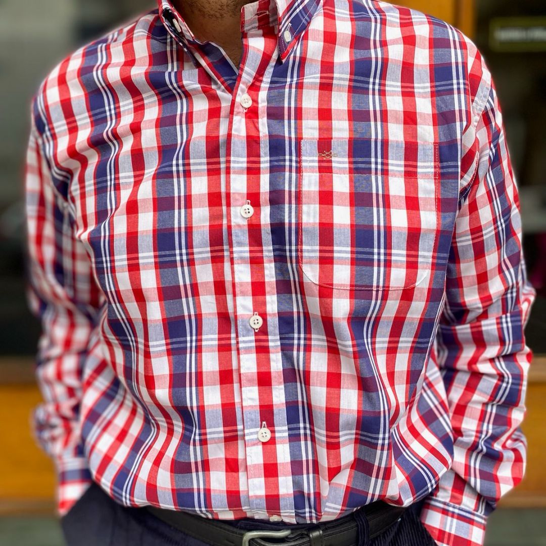 camisa-cuadros-blanca-roja-y-azul-1953
